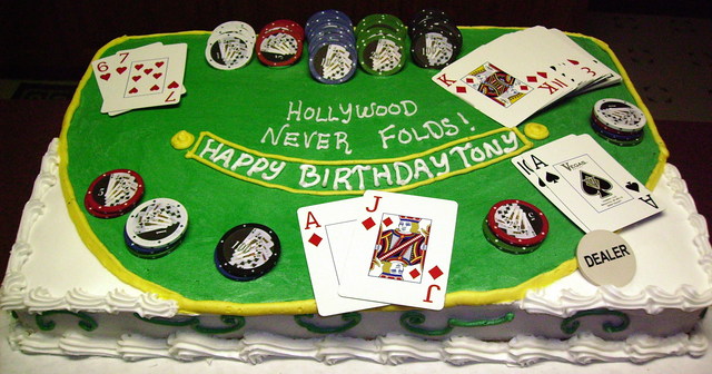 poker cakes 002