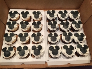 Mickey Cupcakes