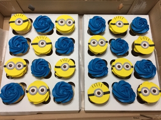 Minion Cupcakes