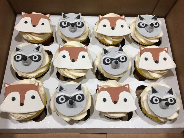 Fox&amp; Raccoon Cupcakes