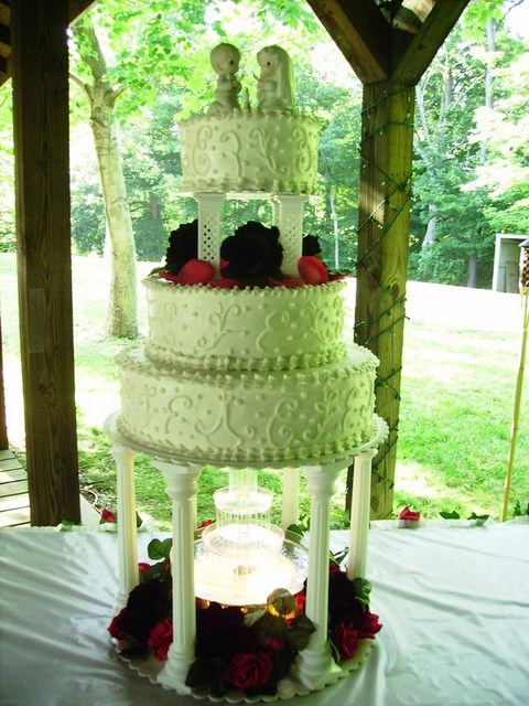 June Wedd Cakes 008