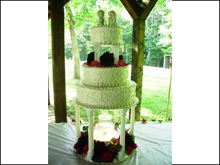 June Wedd Cakes 008